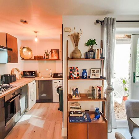 Stunning 2 Bedrooms Apartment London Exterior photo